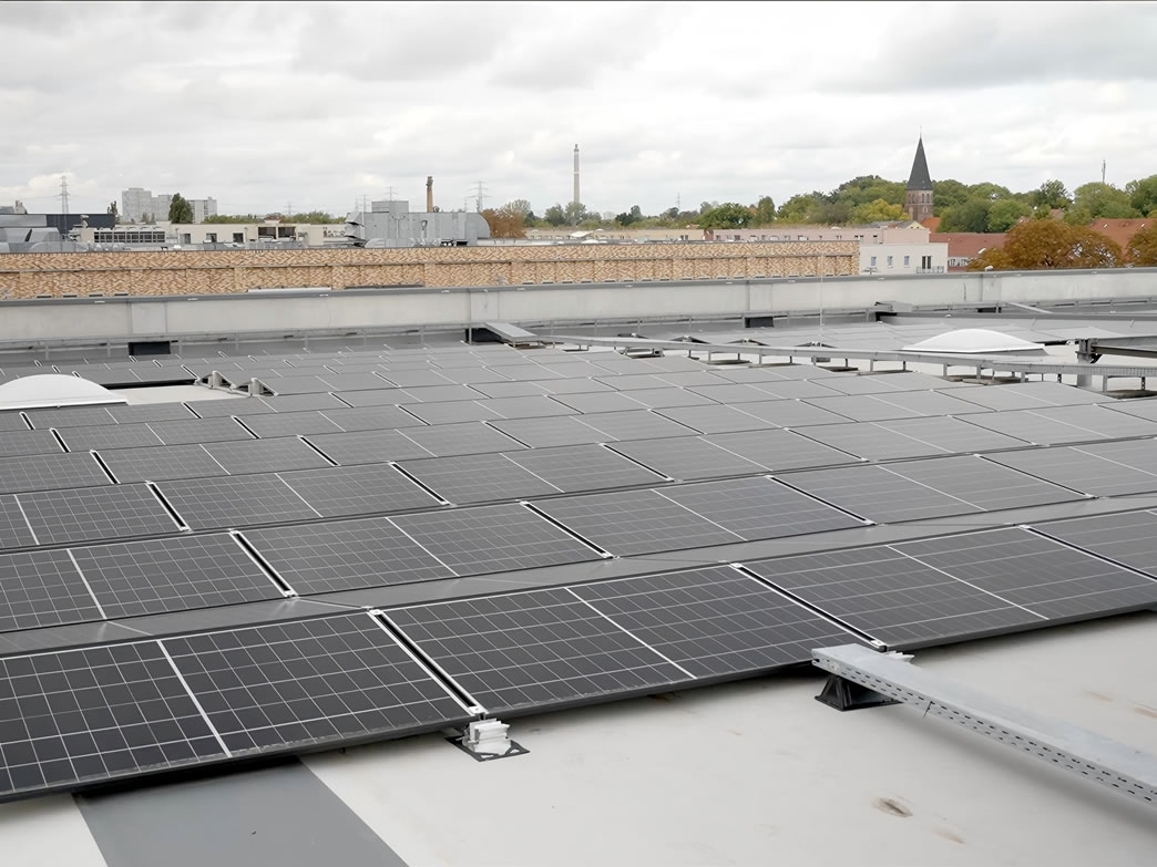 光伏组件可靠性的焦点密码：emc易倍ABC封装质料与工艺深度剖析